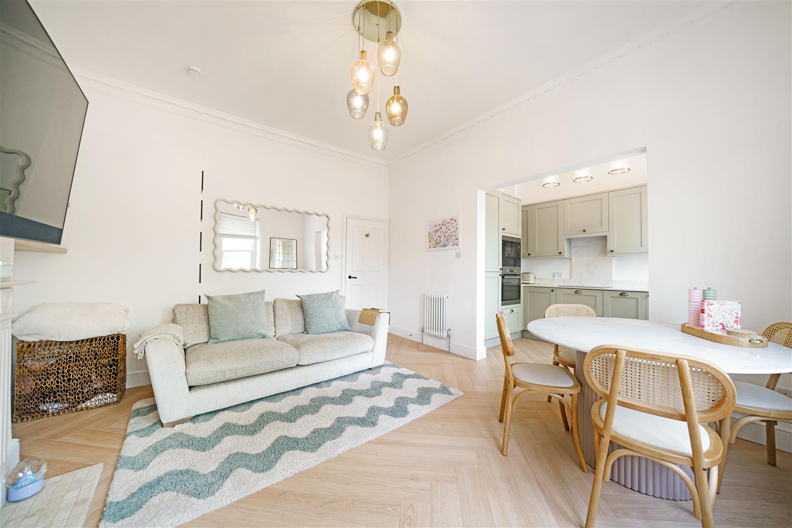 1 bed property in Brondesbury Road, London